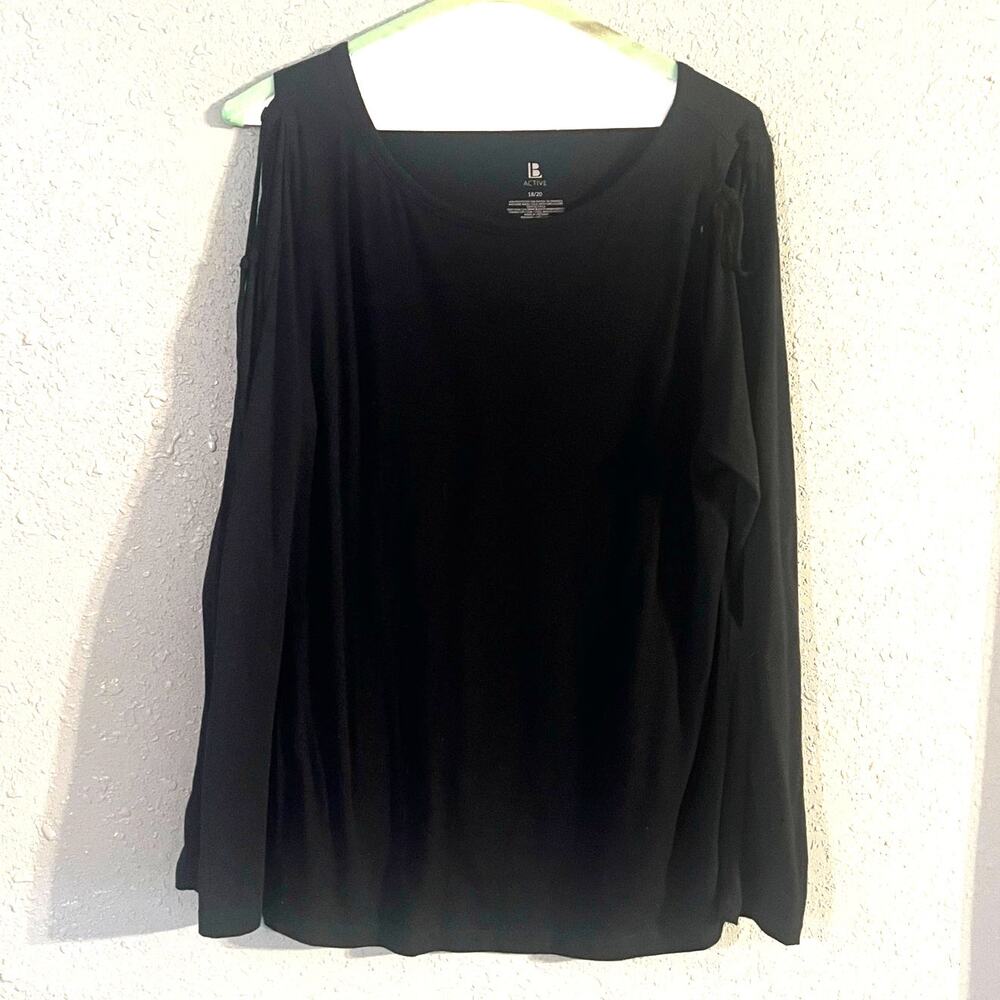 Lane Bryant womens black 18/20 yoga shirt long peekaboo sleeves soft Athleisure